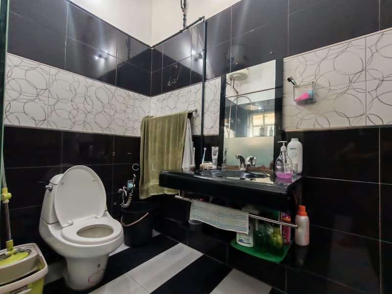 Rumah Teres 2.5 Tingkat untuk Dijual di Meru (Klang) - CL Chew - Bathroom - PropertyGuru.com.my
