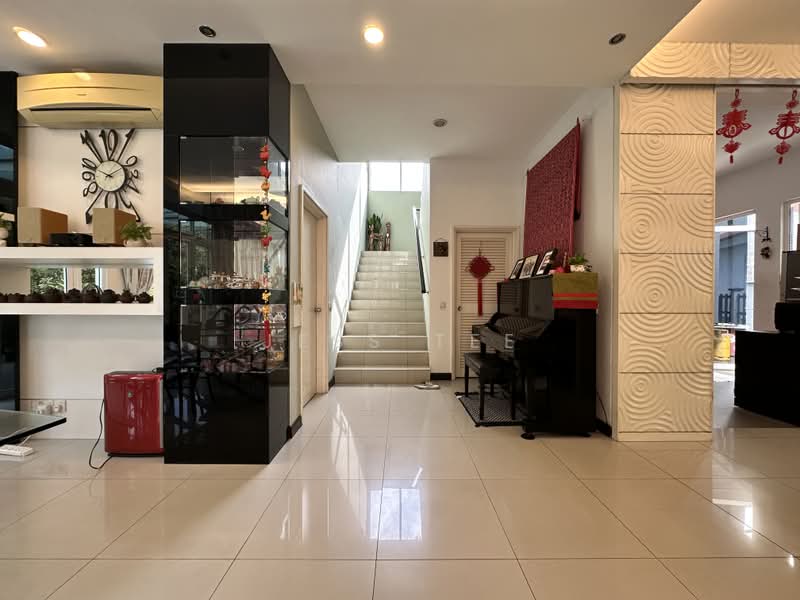 Rumah Banglo untuk Dijual di Setia Eco Park (Setia Alam) - Jess Tee - Entrance - PropertyGuru.com.my