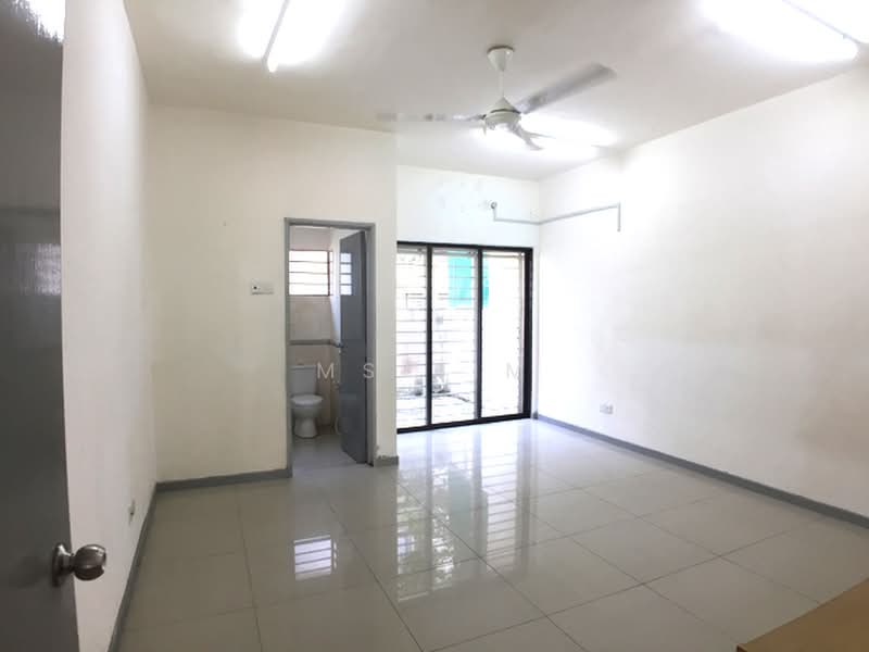 Rumah Bandar untuk Dijual di Bandar Bukit Puchong 2 (Puchong) - Ms Sim - Living Room - PropertyGuru.com.my