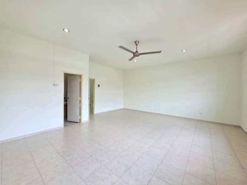 2-storey Terraced House for Sale in Taman Semabok Perdana (Semabok) - Angie Ng - Living Room - PropertyGuru.com.my