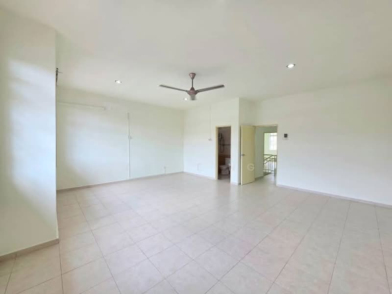 2-storey Terraced House for Sale in Taman Semabok Perdana (Semabok) - Angie Ng - Living Room - PropertyGuru.com.my