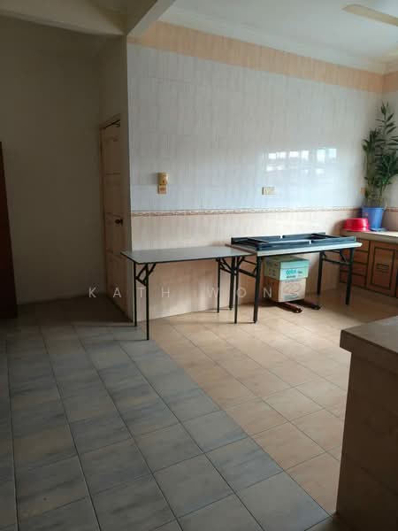 Semi-Detached House for Sale in Sabak Bernam (Selangor) - Kath Wong - Kitchen - PropertyGuru.com.my