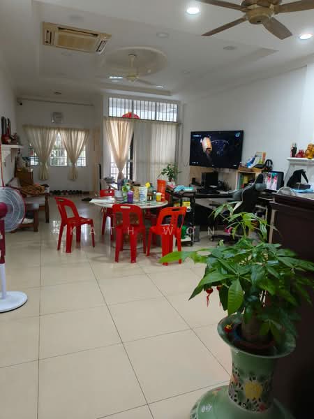 Semi-Detached House for Sale in Sabak Bernam (Selangor) - Kath Wong - Living Room - PropertyGuru.com.my