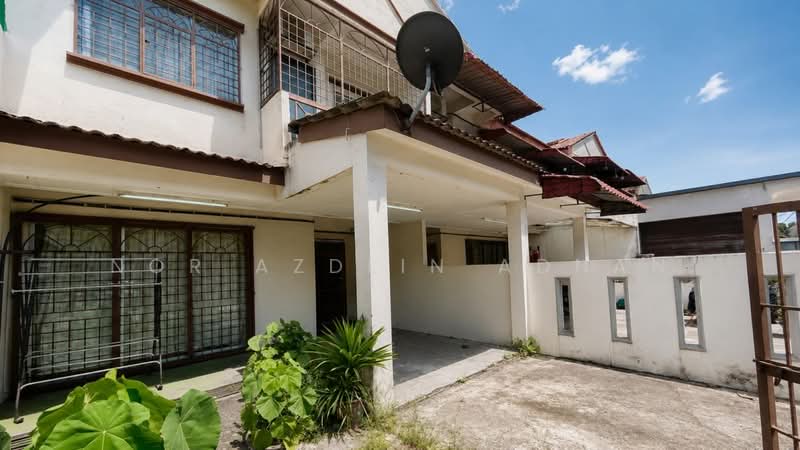 Rumah Teres untuk Dijual di Taman Sri Kejora (Kajang) - Nor Azdlin Adnan - PropertyGuru.com.my