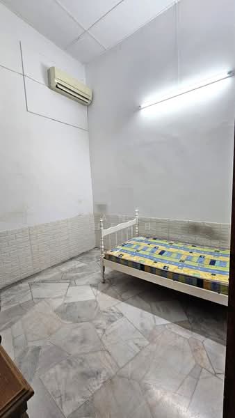 Rumah Teres 1 Tingkat untuk Dijual di Taman Ria (Klang) - Jane Cheah - Bedroom - PropertyGuru.com.my