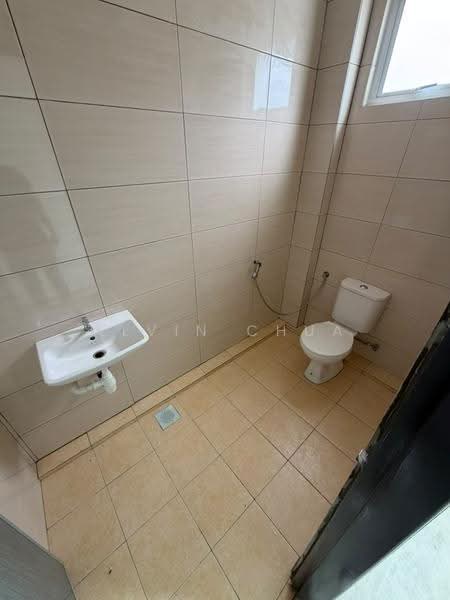 Tanah Perindustrian untuk Disewa di Serian (Sarawak) - Alvin Chua - Bathroom - PropertyGuru.com.my