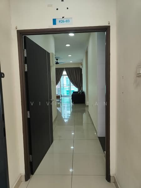 Kondominium untuk Dijual di M Condominium @ Larkin - Vivien Tan - Corridor - PropertyGuru.com.my