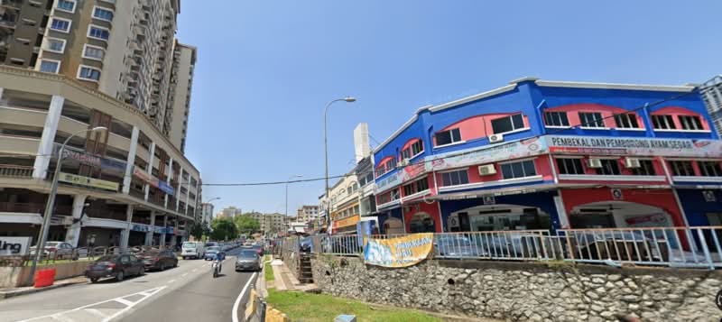 Kedai untuk Disewa di Taman Castlefield (Sri Petaling) - Loh KC - Exterior - PropertyGuru.com.my