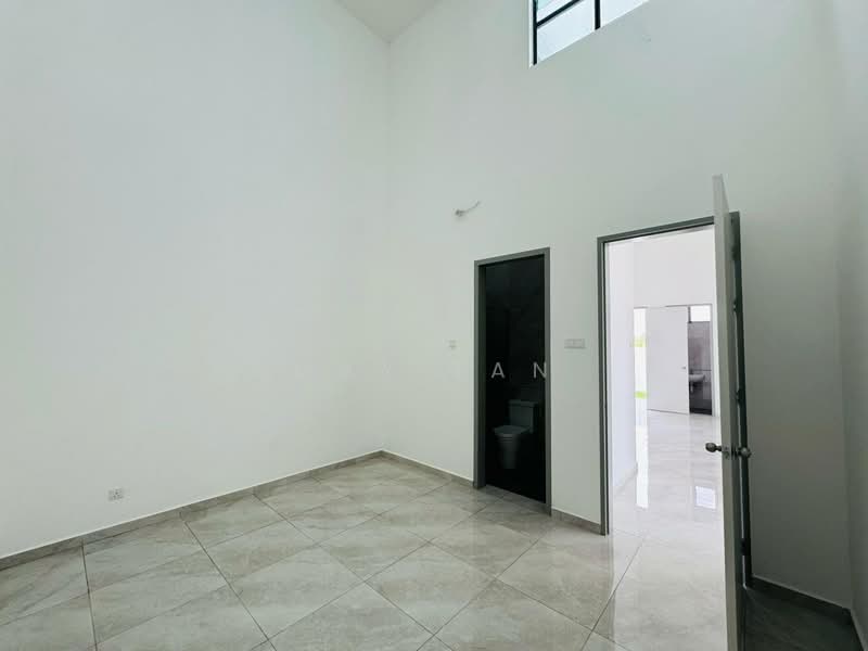 Semi-Detached House for Sale in Taman Kluang Perdana (Kluang) - May Tan - PropertyGuru.com.my