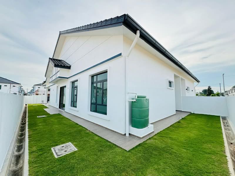 Semi-Detached House for Sale in Taman Kluang Perdana (Kluang) - May Tan - PropertyGuru.com.my