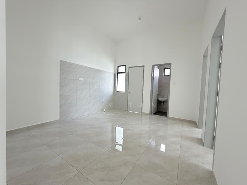 Rumah Berkembar untuk Dijual di Taman Kluang Perdana (Kluang) - May Tan - PropertyGuru.com.my