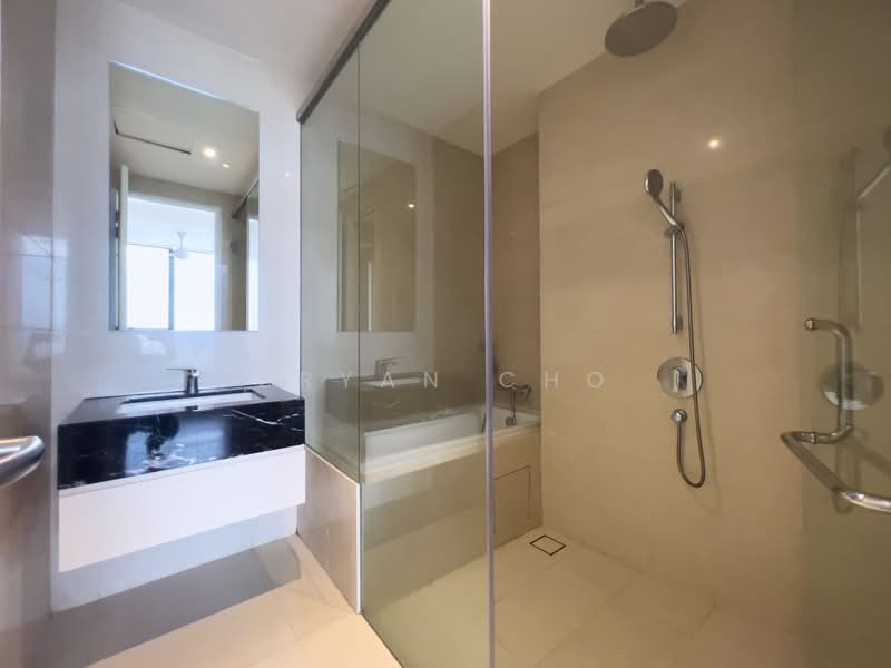Kediaman Servis untuk Dijual di Pavilion Ceylon Hill - Bryan Cho - Bathroom - PropertyGuru.com.my