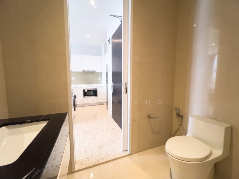 Kediaman Servis untuk Dijual di Pavilion Ceylon Hill - Bryan Cho - Bathroom - PropertyGuru.com.my