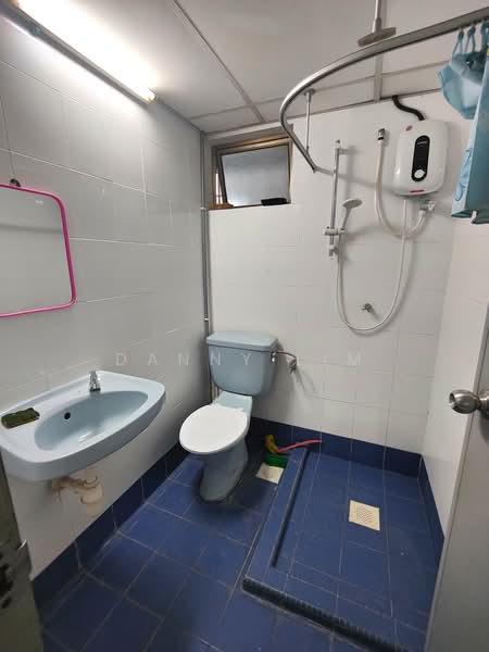 Apartment for Sale at Halaman Kristal - Danny Lim - Bathroom - PropertyGuru.com.my