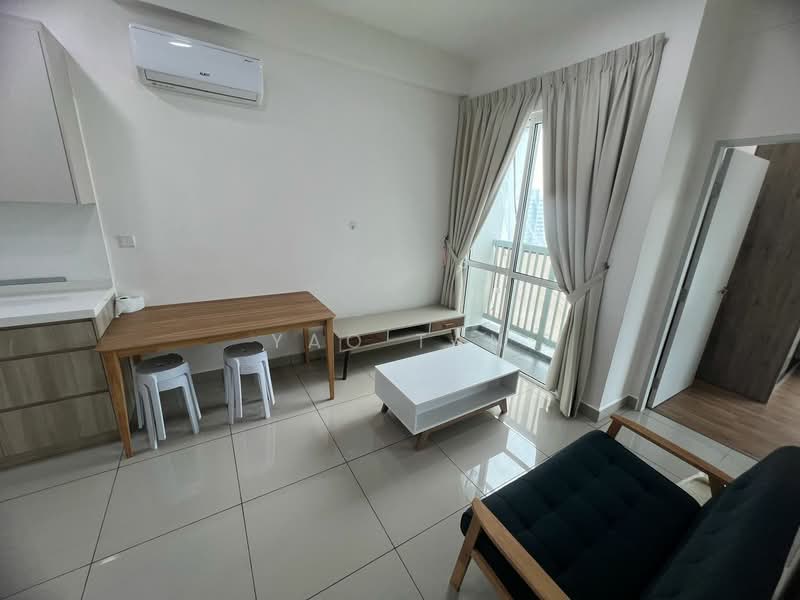 Servis Apartment untuk Disewa di Plaza @ Kelana Jaya - Yao Tan - Living Room - PropertyGuru.com.my