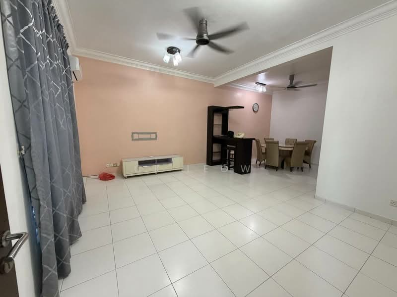 2-storey Terraced House for Sale in Taman Setia Indah (Tebrau) - Ck Leow - Living Room - PropertyGuru.com.my