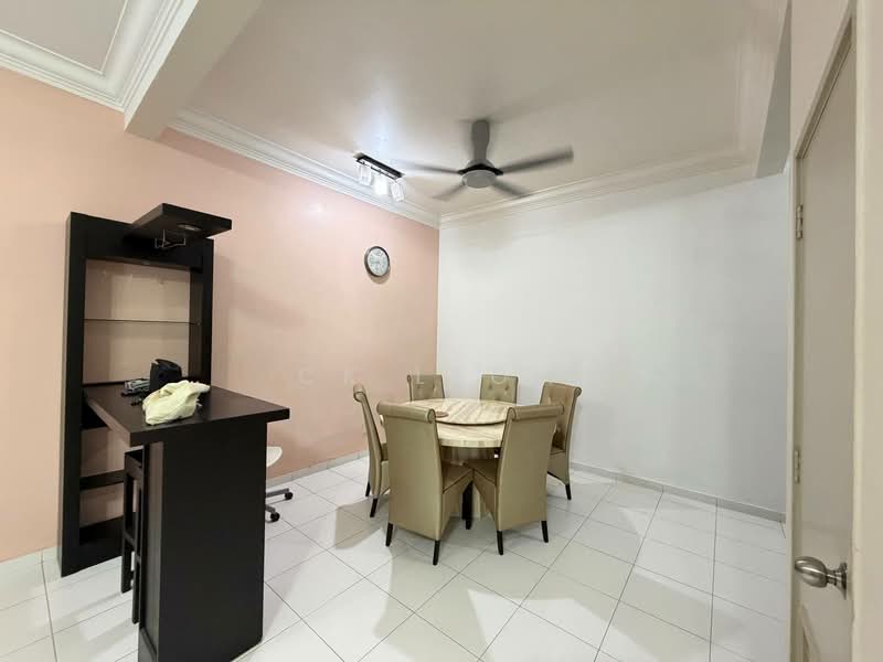 2-storey Terraced House for Sale in Taman Setia Indah (Tebrau) - Ck Leow - Dining Room - PropertyGuru.com.my