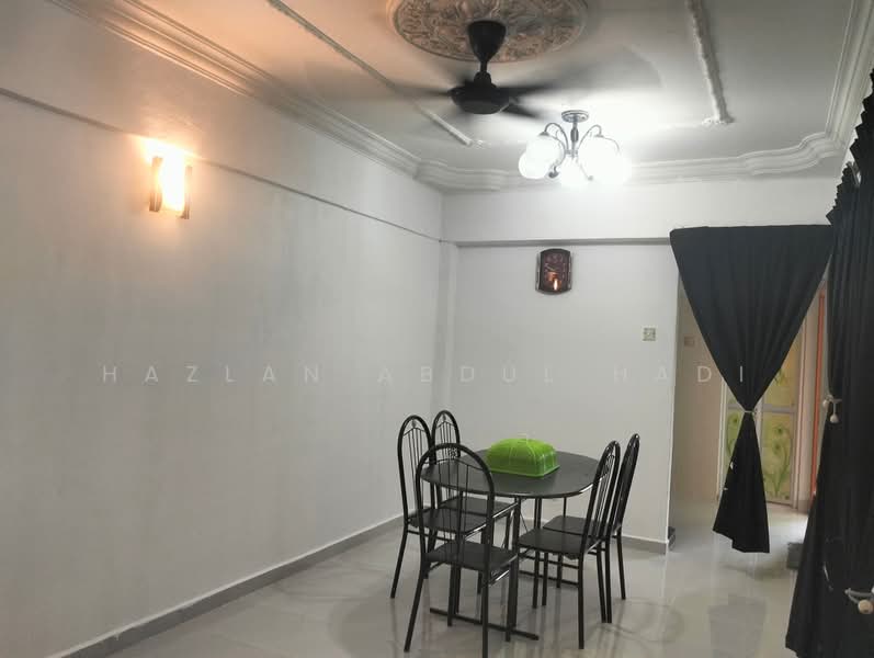 Pangsapuri untuk Dijual di Cheras Utama - Hazlan Abdul Hadi - Dining Room - PropertyGuru.com.my