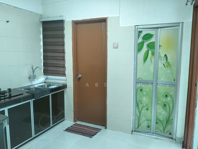 Pangsapuri untuk Dijual di Cheras Utama - Hazlan Abdul Hadi - Kitchen - PropertyGuru.com.my