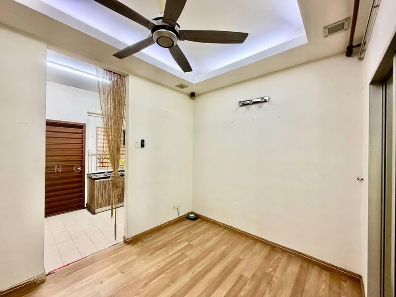 Rumah Teres 2 Tingkat untuk Dijual di Taman Pinggiran Usj (Subang Jaya) - Nor Azdlin Adnan - PropertyGuru.com.my