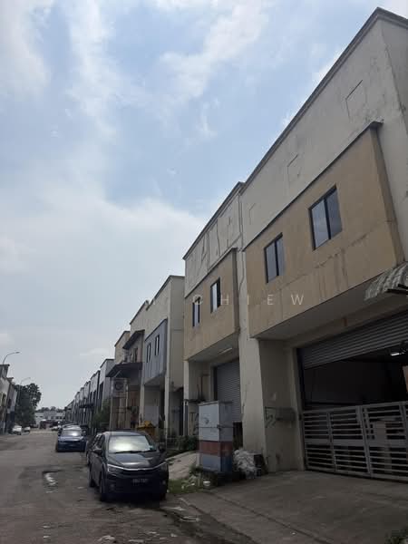 Gudang untuk Disewa di Sungai Tiram (Ulu Tiram) - Tom Chiew - Exterior - PropertyGuru.com.my