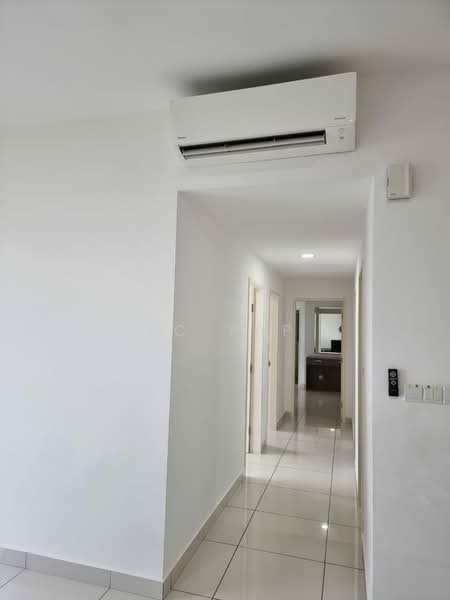Servis Apartment untuk Disewa di Parc 3 - KC Yap - Corridor - PropertyGuru.com.my