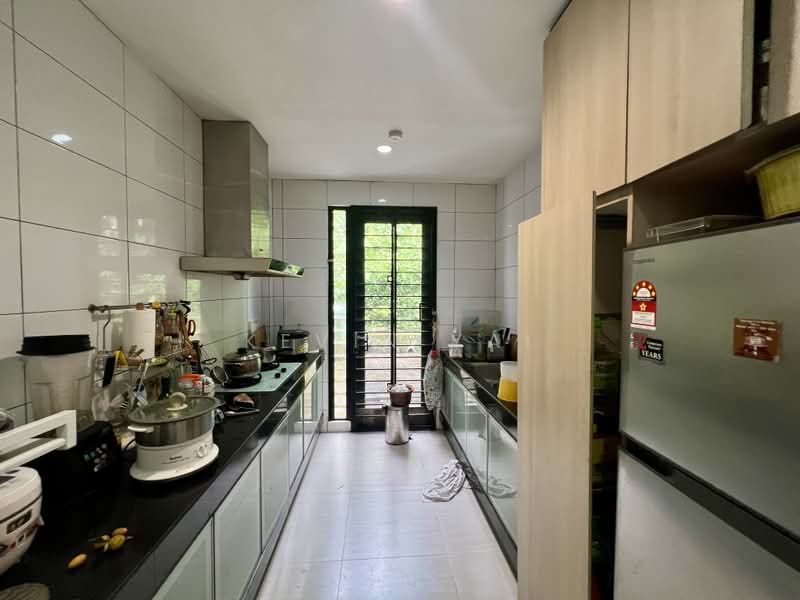 Rumah Banglo untuk Dijual di Taman Seputeh (Seputeh) - Kevin Yai - Kitchen - PropertyGuru.com.my