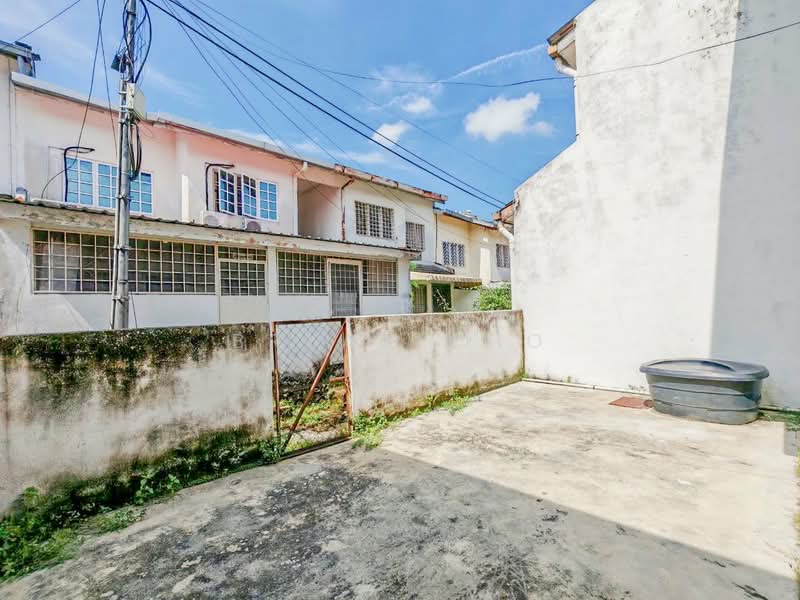 Rumah Teres 2-Tingkat untuk Dijual di Taman Minang (Cheras) - Bryan Cho - Exterior - PropertyGuru.com.my