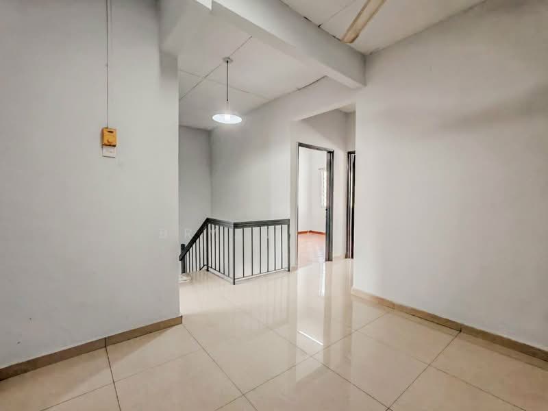 Rumah Teres 2-Tingkat untuk Dijual di Taman Minang (Cheras) - Bryan Cho - Interior - PropertyGuru.com.my