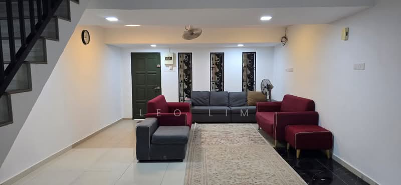 2-storey Terraced House for Sale in Balakong (Selangor) - Leo Lim - Living Room - PropertyGuru.com.my