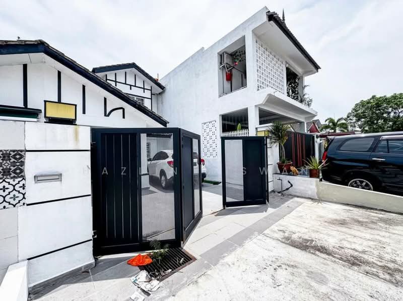 2-storey Terraced House for Sale in Bandar Puncak Alam (Puncak Alam) - Hazlin Miswan - Exterior - PropertyGuru.com.my