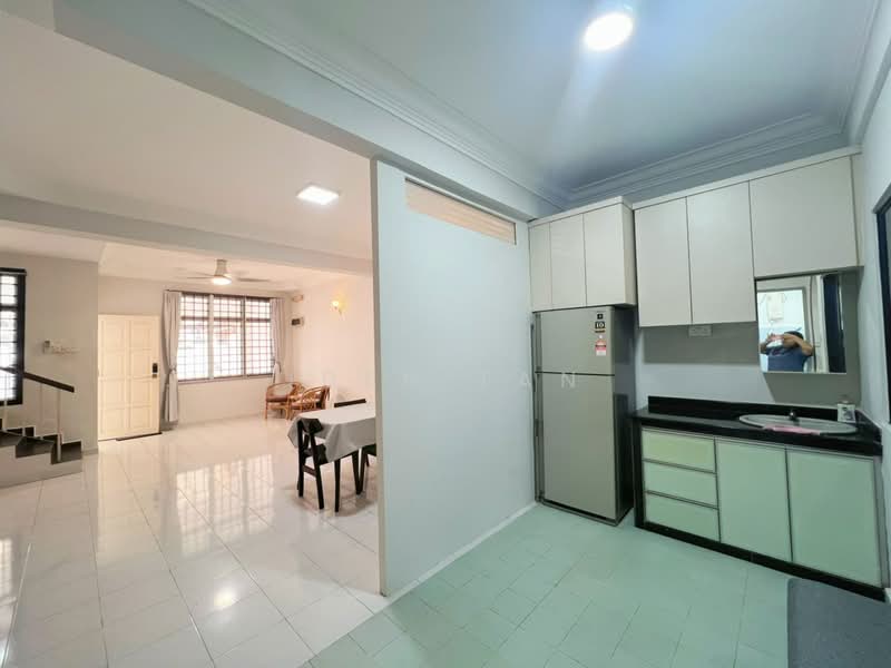 Rumah Teres 2-Tingkat untuk Dijual di Skudai (Johor) - Iden Tan - Living Room - PropertyGuru.com.my