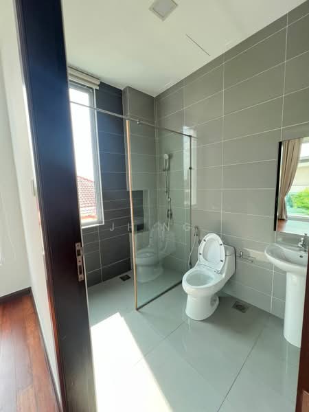 Bungalow for Sale in Subang Heights West (Subang Jaya) - JH Ng - Bathroom - PropertyGuru.com.my