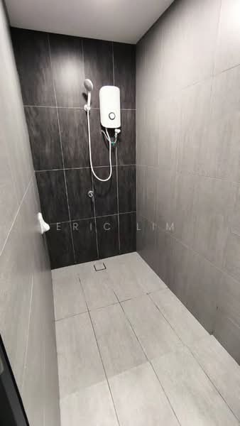 Servis Apartment untuk Disewa di The New Duo @ Edumetro - Eric Lim - Bathroom - PropertyGuru.com.my