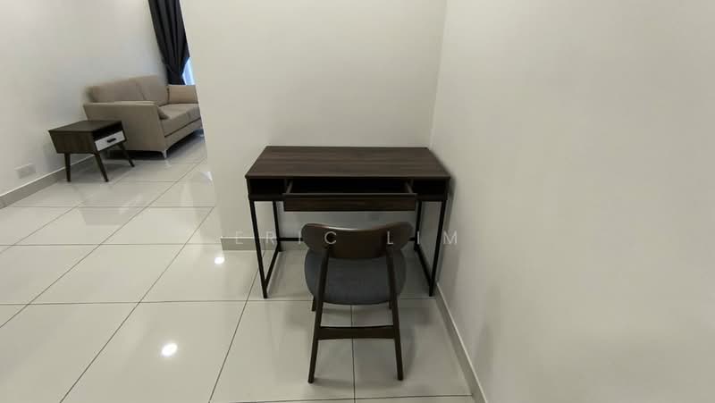 Servis Apartment untuk Disewa di The New Duo @ Edumetro - Eric Lim - Living Room - PropertyGuru.com.my