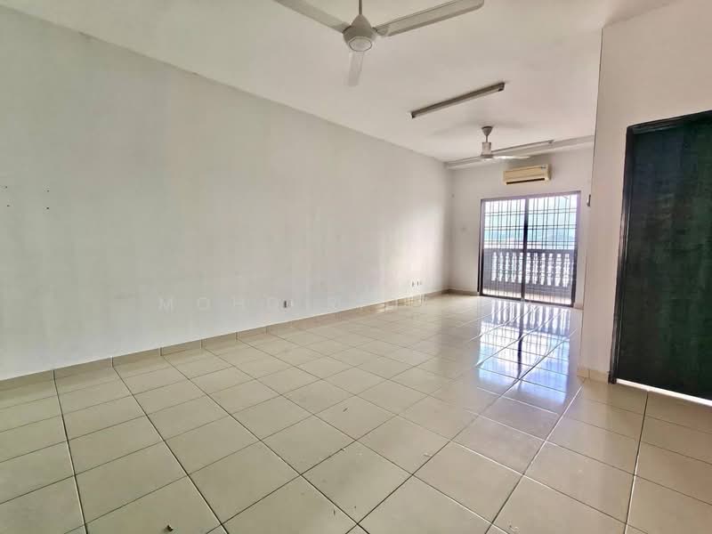 Apartment for Sale at Sri Ixora Apartment - Mohd Ridzuan - Living Room - PropertyGuru.com.my
