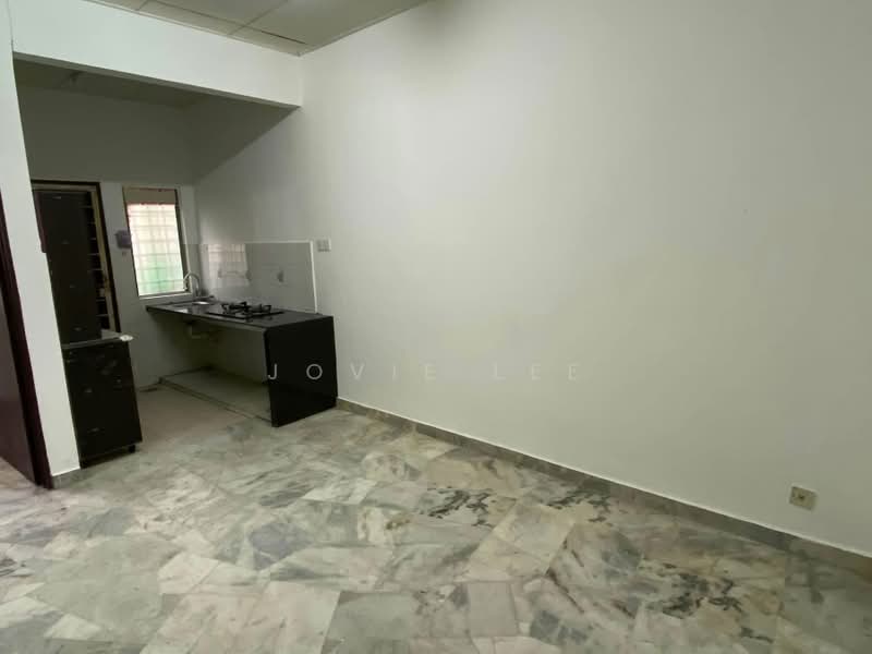 Terraced House for Rent in Taman Jasmin (Kajang) - Jovie Lee - Kitchen - PropertyGuru.com.my