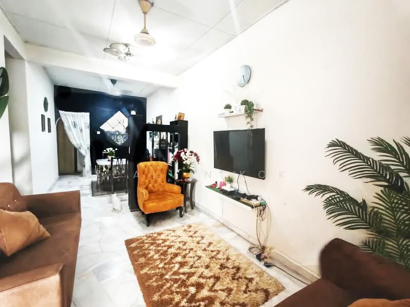 Terraced House for Sale in Taman Jasmin (Kajang) - Calvin Kok - Living Room - PropertyGuru.com.my