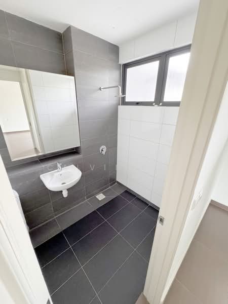 Rumah Teres 3-Tingkat untuk Dijual di Mutiara Heights (Kajang) - Calvin Kok - Bathroom - PropertyGuru.com.my
