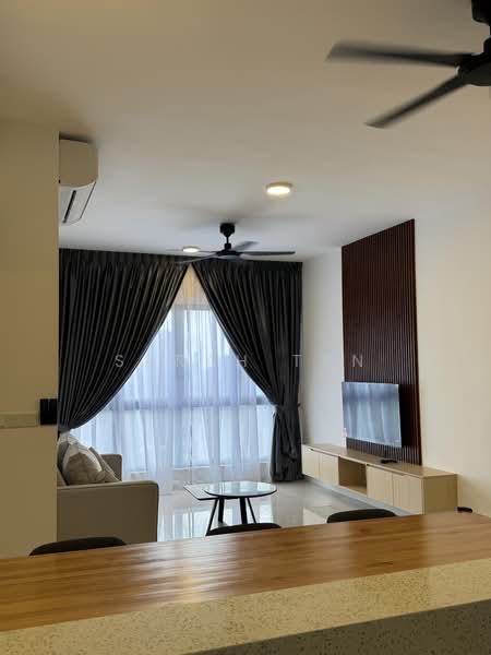 Servis Apartment untuk Dijual di Sunway Belfield - Sarah Tan - Living Room - PropertyGuru.com.my