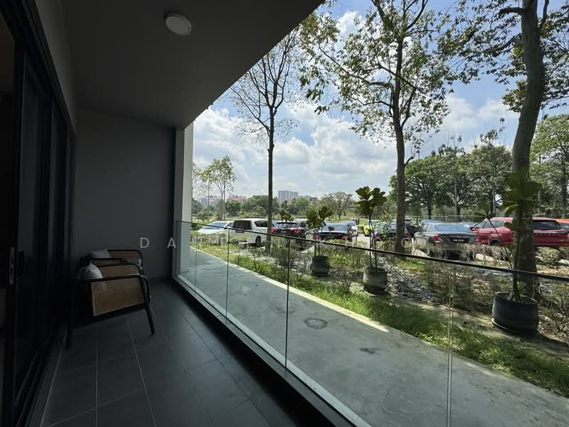 Kondominium untuk Dijual di Oaka Residences - Darren Khoo - Balcony - PropertyGuru.com.my