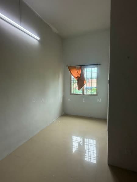2-storey Terraced House for Sale in Sunway Tunas Jaya (Batu Maung) - Danny Lim - Interior - PropertyGuru.com.my