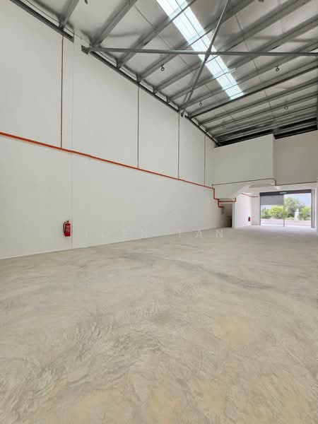 Terrace Factory for Sale in Bandar Indahpura (Kulai) - Iden Tan - Interior - PropertyGuru.com.my
