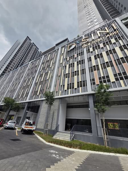 Kedai untuk Disewa di Setia Alam (Selangor) - Reiyn . - Exterior - PropertyGuru.com.my
