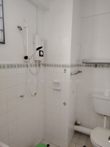 Apartment for Sale at Sri Permai - Kay Wong - Bathroom - PropertyGuru.com.my