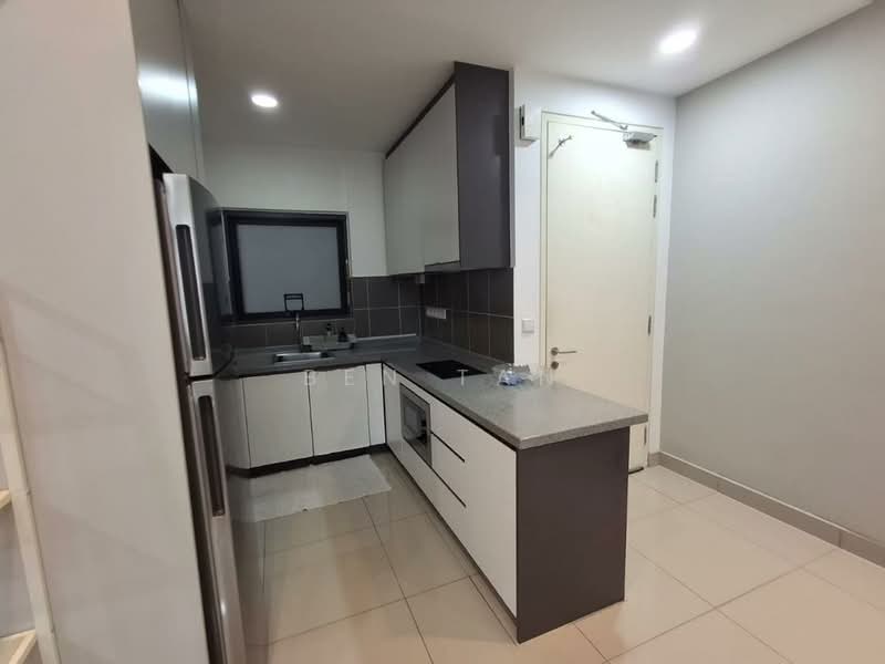 Kondominium untuk Dijual di Lakeville Residence - Ben Tan - Kitchen - PropertyGuru.com.my
