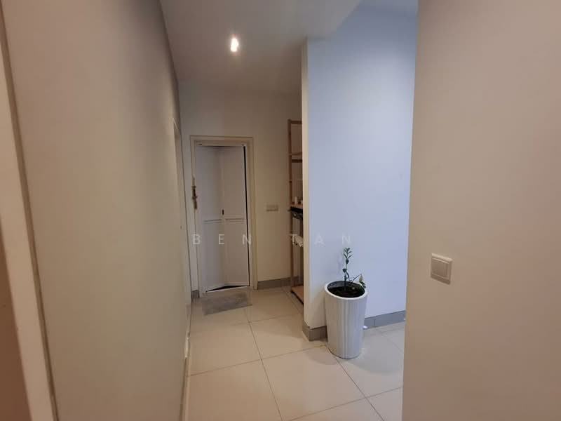 Kondominium untuk Dijual di Lakeville Residence - Ben Tan - Corridor - PropertyGuru.com.my