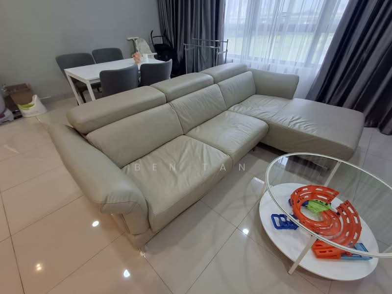 Kondominium untuk Dijual di Lakeville Residence - Ben Tan - Living Room - PropertyGuru.com.my