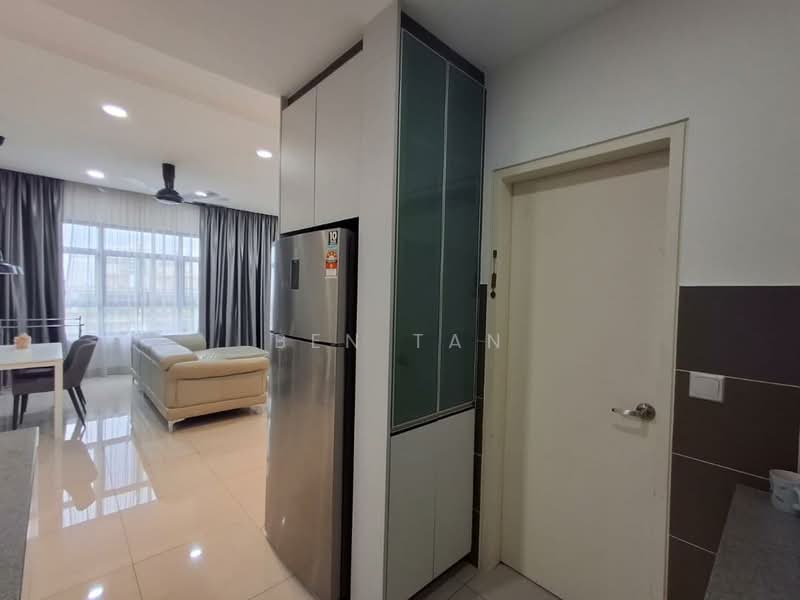 Kondominium untuk Dijual di Lakeville Residence - Ben Tan - Living Room - PropertyGuru.com.my