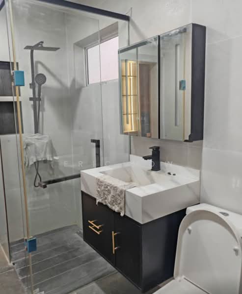 2.5-storey Terraced House for Rent in Bandar Puteri Puchong (Puchong) - Eric How - Bathroom - PropertyGuru.com.my